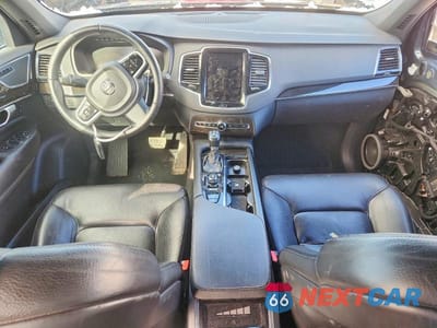 Zdjęcie 8 z 13 samochodu: 2018 VOLVO XC90 T6 VIN:YV4A22PKXJ1210843 - miniatura