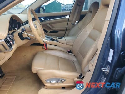 Zdjęcie 7 z 13 samochodu: 2014 PORSCHE PANAMERA 2 VIN:WP0AA2A76EL010496 - miniatura