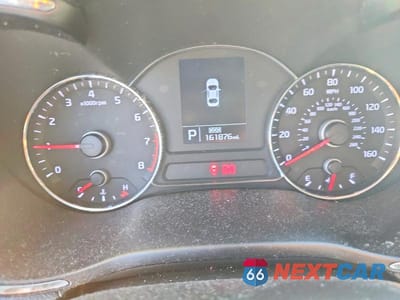 Zdjęcie 9 z 11 samochodu: 2014 KIA FORTE EX VIN:KNAFZ4A8XE5104725 - miniatura