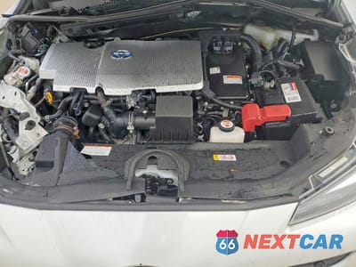 Zdjęcie 12 z 13 samochodu: 2021 TOYOTA PRIUS LIMITED VIN:JTDKAMFU7M3135309 - miniatura