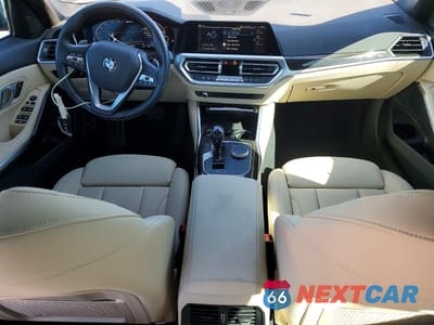 Zdjęcie 8 z 11 samochodu: 2021 BMW 330E VIN:3MW5P7J07M8B85150 - miniatura