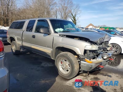 Czwarte zdjęcie samochodu z boku: 2000 CHEVROLET SILVERADO K2500 VIN:1GCGK29U6YZ211382 - miniatura