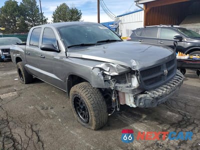 Czwarte zdjęcie samochodu z boku: 2011 DODGE DAKOTA SLT VIN:1D7RW3GK0BS606474 - miniatura