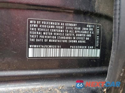 Zdjęcie 12 z 12 samochodu: 2012 VOLKSWAGEN GTI VIN:WVWHV7AJ5CW025191 - miniatura