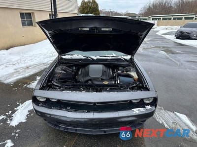 Zdjęcie 8 z 10 samochodu: 2018 DODGE CHALLENGER R/T VIN:2C3CDZBT8JH141994 - miniatura