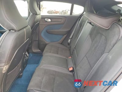 Zdjęcie 10 z 11 samochodu: 2023 VOLVO C40 RECHARGE ULTIMATE VIN:YV4ED3GM4P2048133 - miniatura