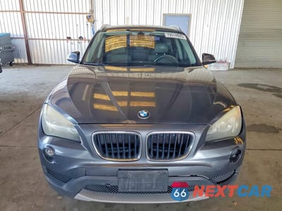 Piąte zdjęcie samochodu w środku: 2013 BMW X1 SDRIVE28I VIN:WBAVM1C56DVW43191 - miniatura