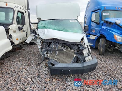 Piąte zdjęcie samochodu w środku: 2015 CHEVROLET EXPRESS UTILITY / SERVICE TRUCK VIN:1GB0G2CG9F1208336 - miniatura