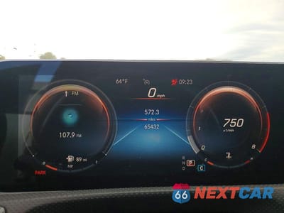 Zdjęcie 9 z 11 samochodu: 2020 MERCEDES BENZ CLA 250 VIN:W1K5J4GB7LN086342 - miniatura