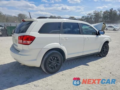 Trzecie zdjęcie samochodu z tyłu: 2020 DODGE JOURNEY SE VIN:3C4PDCAB6LT279580 - miniatura
