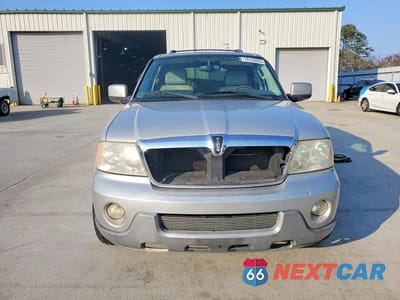 Piąte zdjęcie samochodu w środku: 2004 LINCOLN NAVIGATOR VIN:5LMFU28R34LJ15220 - miniatura