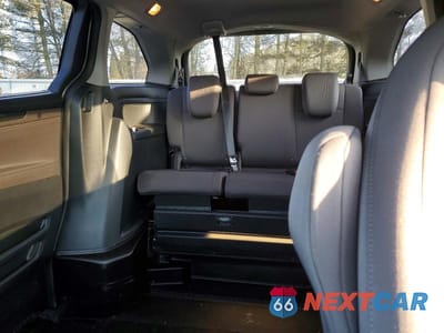 Zdjęcie 10 z 13 samochodu: 2018 HONDA ODYSSEY EX VIN:5FNRL6H58JB084220 - miniatura
