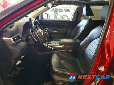 Zdjęcie 7 z 12 samochodu: 2021 TOYOTA HIGHLANDER HYBRID XLE VIN:5TDGBRCH4MS515780 - miniatura