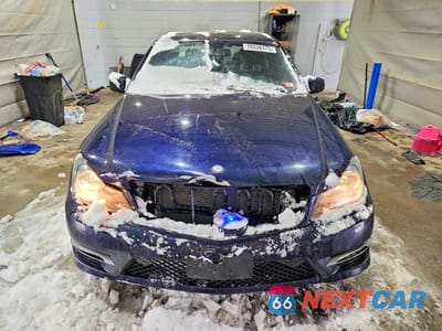 Piąte zdjęcie samochodu w środku: 2014 MERCEDES-BENZ C 300 4MATIC VIN:WDDGF8AB7EA896994 - miniatura