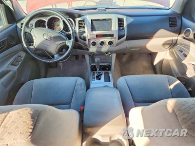 Zdjęcie 8 z 12 samochodu: 2008 TOYOTA TACOMA V6 VIN:3TMMU52N08M006045 - miniatura