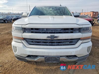 Piąte zdjęcie samochodu w środku: 2016 CHEVROLET SILVERADO K1500 LT VIN:1GCVKREC8GZ235341 - miniatura