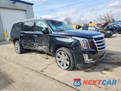 Czwarte zdjęcie samochodu z boku: 2019 CADILLAC ESCALADE ESV PREMIUM LUXURY VIN:1GYS4JKJ8KR236459 - miniatura