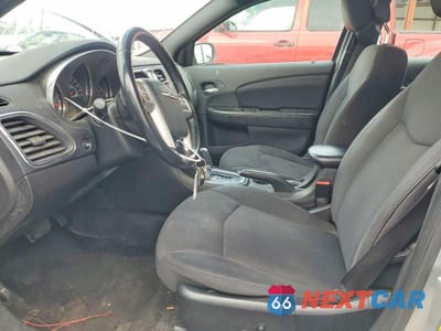 Zdjęcie 7 z 12 samochodu: 2013 CHRYSLER 200 TOURING VIN:1C3CCBBB2DN627892 - miniatura