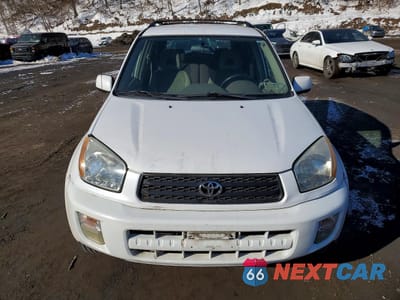 Piąte zdjęcie samochodu w środku: 2002 TOYOTA RAV4 VIN:JTEHH20V620146789 - miniatura