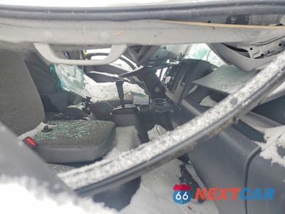 Piąte zdjęcie samochodu w środku: 2024 ISUZU FVR VIN:54DK6S1F0RSB03344 - miniatura