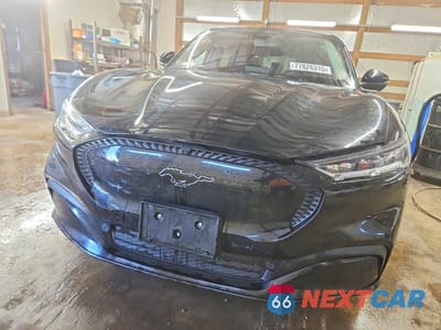 Piąte zdjęcie samochodu w środku: 2022 FORD MUSTANG MACH-E CALIFORNIA ROUTE 1 VIN:3FMTK2SU5NMA51545 - miniatura