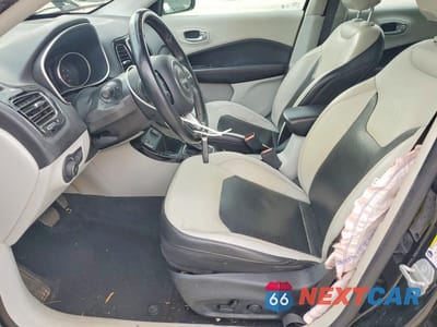 Zdjęcie 7 z 12 samochodu: 2018 JEEP COMPASS LIMITED VIN:3C4NJCCB6JT330764 - miniatura