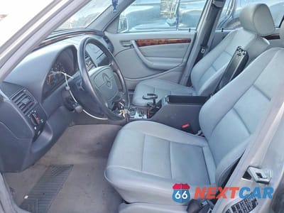 Zdjęcie 7 z 11 samochodu: 1998 MERCEDES-BENZ C 230 VIN:WDBHA23G6WA595992 - miniatura