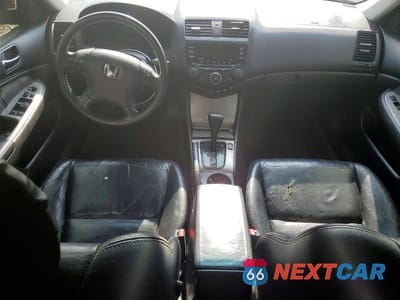 Zdjęcie 8 z 12 samochodu: 2004 HONDA ACCORD EX VIN:1HGCM66514A086315 - miniatura