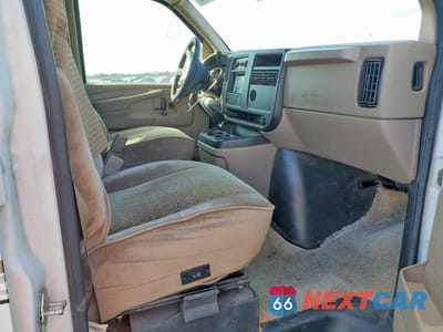 Piąte zdjęcie samochodu w środku: 2006 CHEVROLET EXPRESS 3500 RECREATIONAL VEHICLE VIN:1GCHG39U161223897 - miniatura