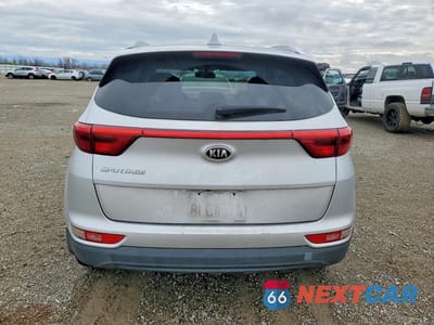 Zdjęcie 6 z 12 samochodu: 2017 KIA SPORTAGE LX VIN:KNDPMCAC2H7245401 - miniatura