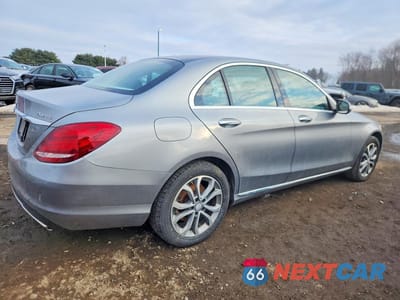 Trzecie zdjęcie samochodu z tyłu: 2015 MERCEDES-BENZ C 300 4MATIC VIN:55SWF4KB7FU005686 - miniatura