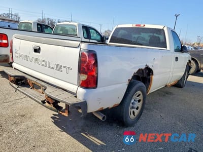 Trzecie zdjęcie samochodu z tyłu: 2006 CHEVROLET SILVERADO C1500 VIN:3GCEC14X76G178437 - miniatura