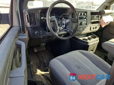 Zdjęcie 8 z 12 samochodu: 2021 CHEVROLET EXPRESS G3 - BOX TRUCK VIN:1GB0GRFB7L1272511 - miniatura