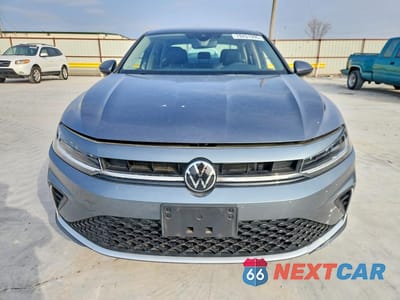 Piąte zdjęcie samochodu w środku: 2025 VOLKSWAGEN JETTA SE VIN:3VWEX7BU9SM098999 - miniatura