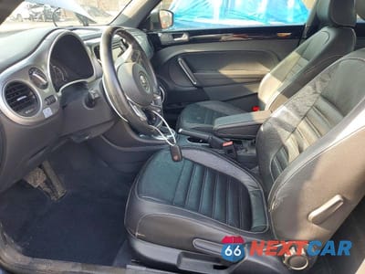 Zdjęcie 7 z 11 samochodu: 2014 VOLKSWAGEN BEETLE VIN:3VWJL7AT6EM653253 - miniatura