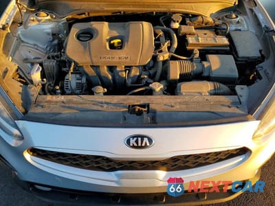 Zdjęcie 11 z 12 samochodu: 2019 KIA FORTE VIN:3KPF24AD5KE095016 - miniatura
