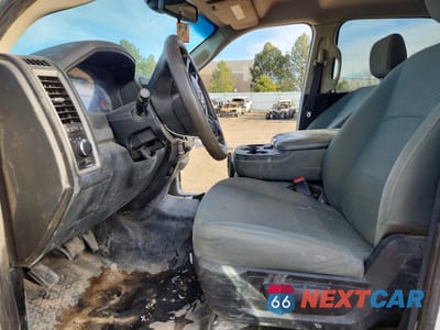 Zdjęcie 7 z 14 samochodu: 2015 RAM 4500 VIN:3C7WRLFL6FG517099 - miniatura