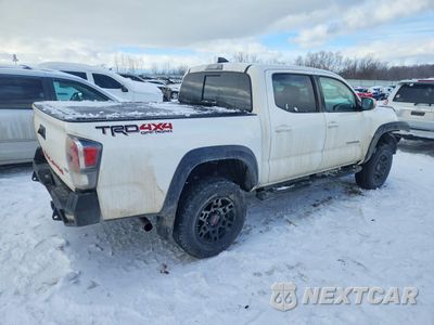 Trzecie zdjęcie samochodu z tyłu: 2021 TOYOTA TACOMA TRD OFF-ROAD VIN:3TYCZ5AN2MT008912 - miniatura