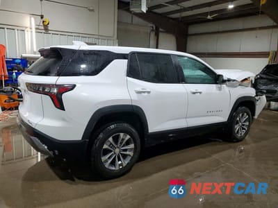 Trzecie zdjęcie samochodu z tyłu: 2026 CHEVROLET EQUINOX LT VIN:3GNAXPEG3TL247686 - miniatura