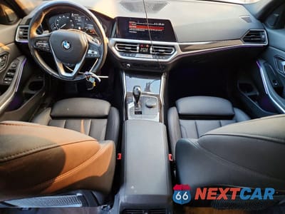 Zdjęcie 8 z 14 samochodu: 2021 BMW Motorrad 330XI VIN:3MW5R7J05M8B71144 - miniatura