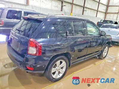 Trzecie zdjęcie samochodu z tyłu: 2015 JEEP COMPASS SPORT VIN:1C4NJCBB6FD281371 - miniatura