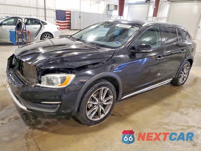 Główne zdjęcie samochodu: 2016 VOLVO V60 CROSS COUNTRY PREMIER VIN:YV4612HKXG1015857 - miniatura