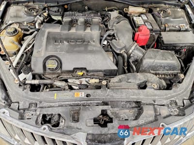 Zdjęcie 11 z 12 samochodu: 2011 LINCOLN TOWNHOUSE MKZ VIN:3LNHL2JC0BR751502 - miniatura