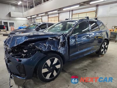 2024 VOLVO XC60 PLUS YV4H60DL3R1821541 - główne zdjęcie licytacji z USA - miniatura