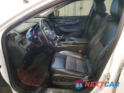 Zdjęcie 7 z 12 samochodu: 2018 CHEVROLET IMPALA LT VIN:1G1105S31JU121079 - miniatura