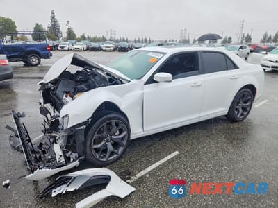 2023 CHRYSLER 300 S 2C3CCABG8PH640987 - główne zdjęcie licytacji z USA - miniatura