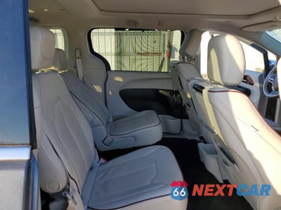 Zdjęcie 11 z 14 samochodu: 2017 CHRYSLER PACIFICA LIMITED VIN:2C4RC1GG1HR551644 - miniatura