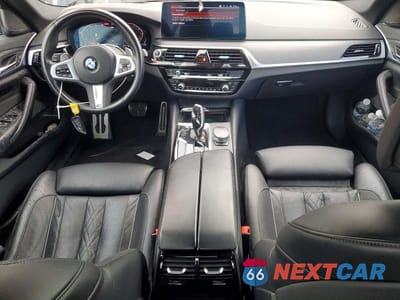 Zdjęcie 8 z 11 samochodu: 2023 BMW 540 I VIN:WBA53BJ09PWX98283 - miniatura