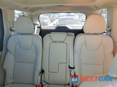 Zdjęcie 10 z 12 samochodu: 2021 VOLVO XC90 T6 MOMENTUM VIN:YV4A22PK1M1721894 - miniatura