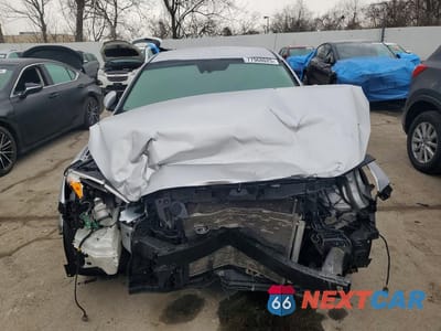 Piąte zdjęcie samochodu w środku: 2019 KIA OPTIMA LX VIN:5XXGT4L32KG300370 - miniatura